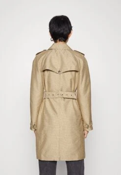 MICHAEL Michael Kors Logo Eco - Trenchcoat - Khaki 7 MICHAEL Michael Kors Logo Eco - Trenchcoat - Khaki -Kleding Discount Winkel 05028a8ceda84ceba50db65e77084ba7