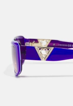 Guess Zonnebril - Shiny Violet/Gradient Violet -Kleding Discount Winkel 0594034aecb042ac97c6dd27d796cab6