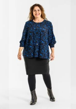 Ingelise - Blouse - Black With Blue Printed