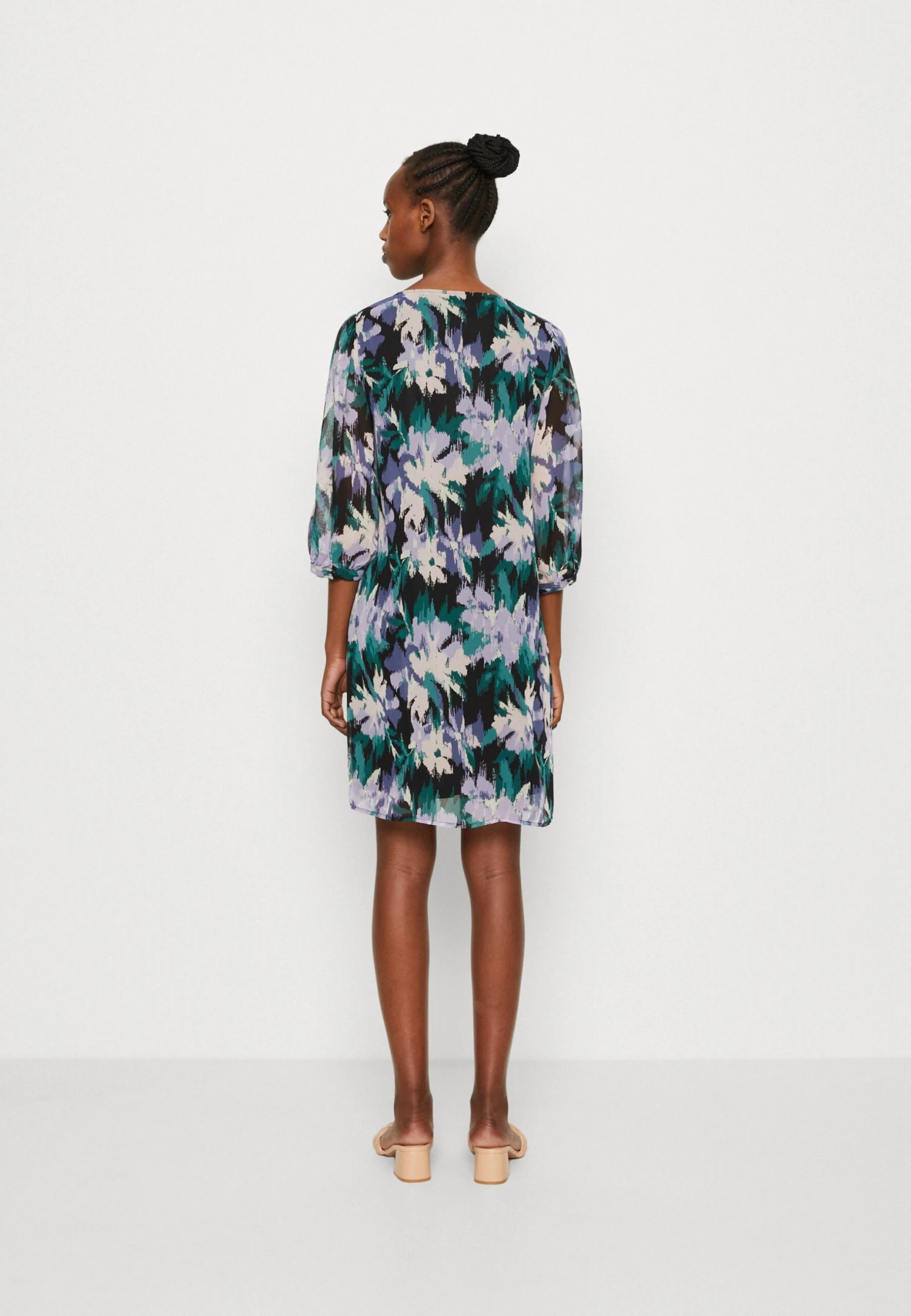 Vila Vidaliana Uma Dress - Blousejurk - Black 3 Vila Vidaliana Uma Dress - Blousejurk - Black - Afbeelding 3