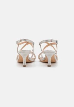 Clarks Amali Buckle - Sandalen Met Hoge Hak - Silver Metallic -Kleding Discount Winkel 1f039312edd742f6b6dee859cb71083f