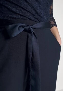 SWING Jumpsuit- Jumpsuit - Navy 13 SWING Jumpsuit- Jumpsuit - Navy -Kleding Discount Winkel 234ea3bbc9e94395835664f238bcc7ec