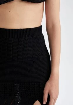 DeFacto Regular Fit - Strandaccessoire - Black -Kleding Discount Winkel 2435bfc45a9f461da6504c8e92f59f87