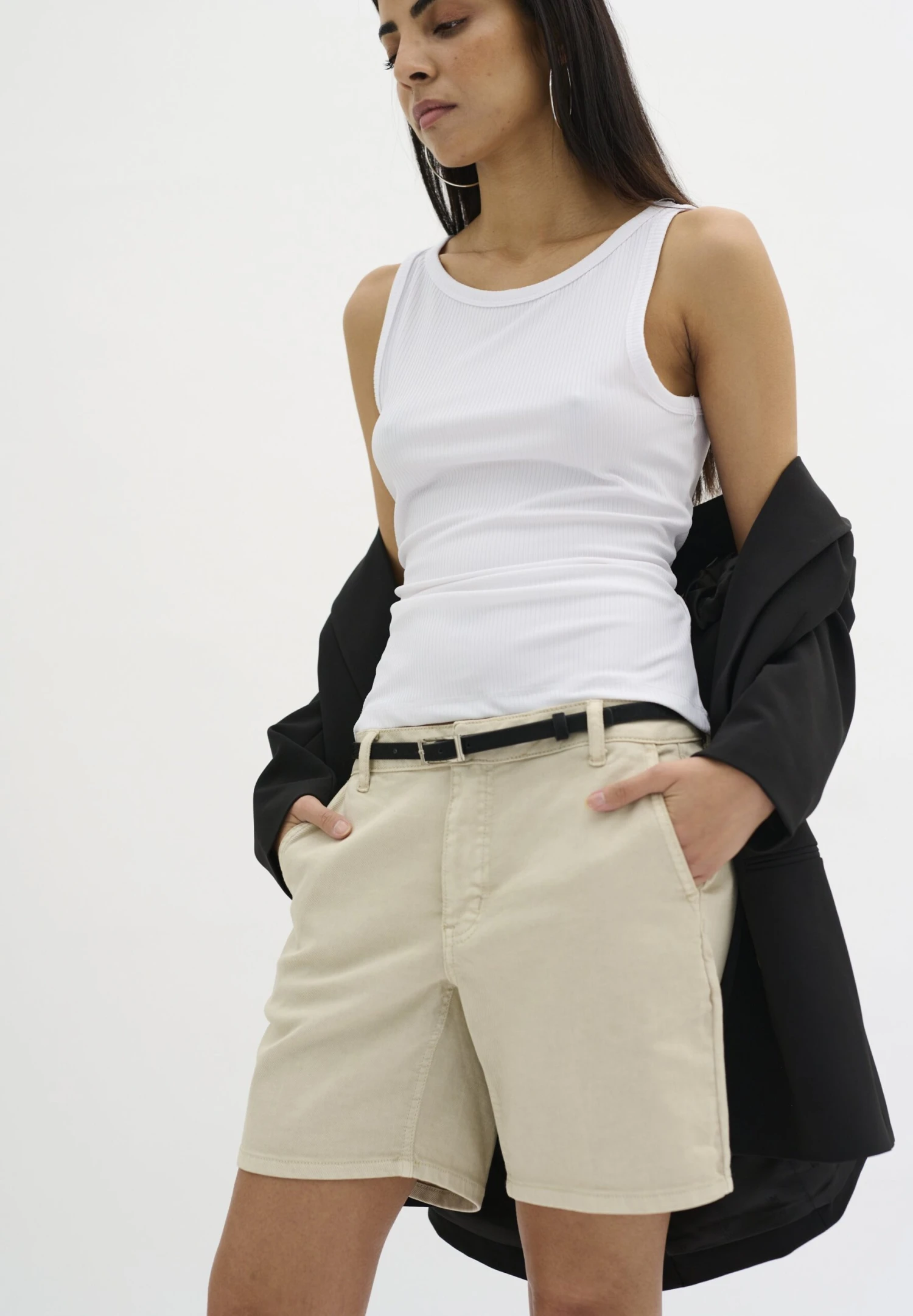 Laramw - Shorts - Oatmeal 1 Laramw - Shorts - Oatmeal