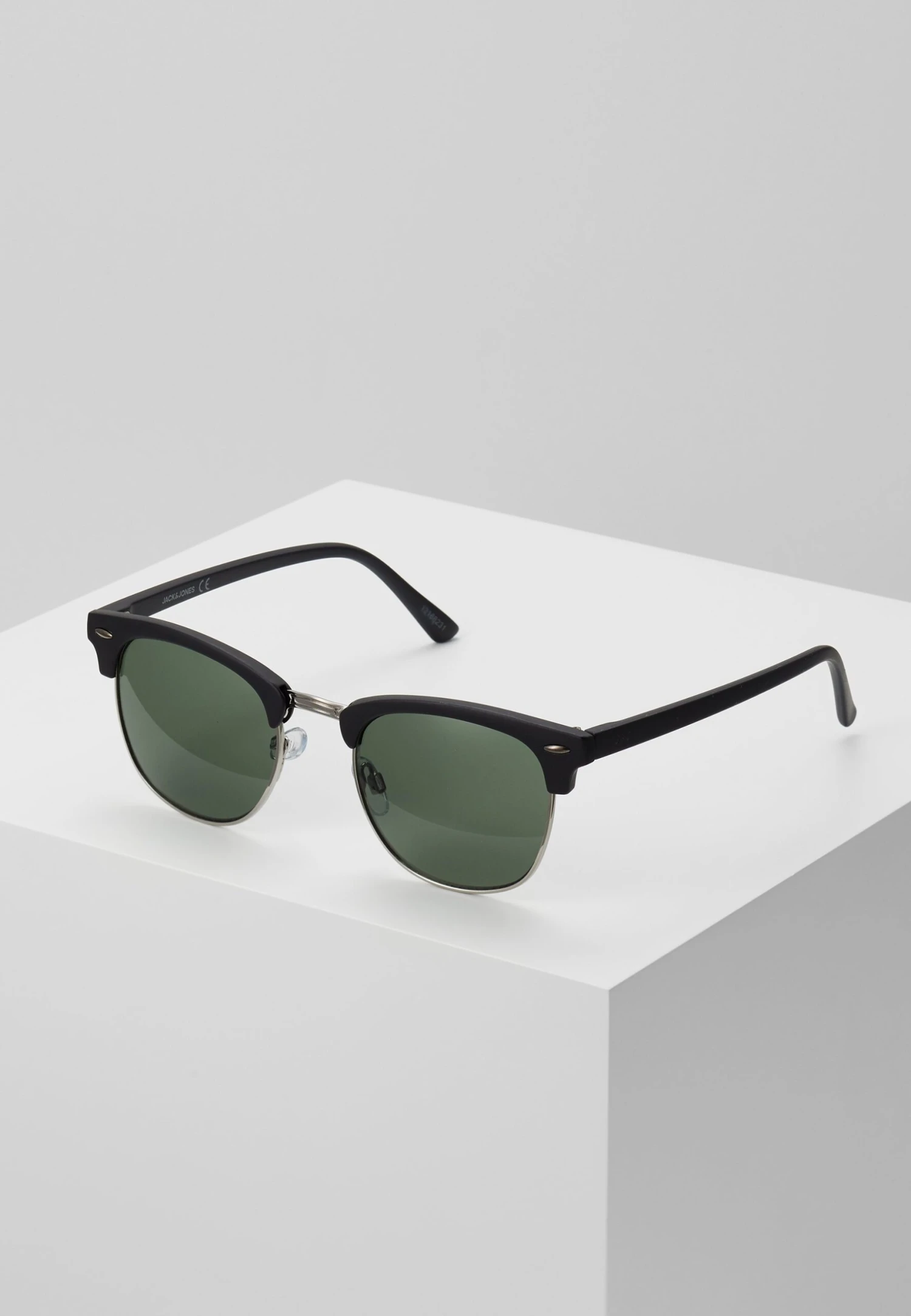 Jack & Jones Jacmaverick Sunglasses - Zonnebril - Black 1 Jack & Jones Jacmaverick Sunglasses - Zonnebril - Black