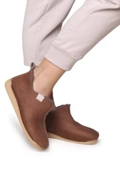 Toni Pons Moscu Bd - Pantoffels - Marro