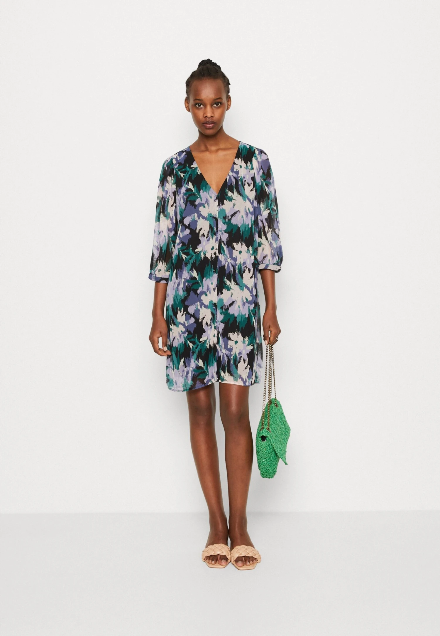 Vila Vidaliana Uma Dress - Blousejurk - Black 2 Vila Vidaliana Uma Dress - Blousejurk - Black - Afbeelding 2