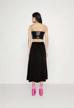 Monki Maxirok - Black Solid -Kleding Discount Winkel 5e88c1029f8341dc9ae609ac5b113c95