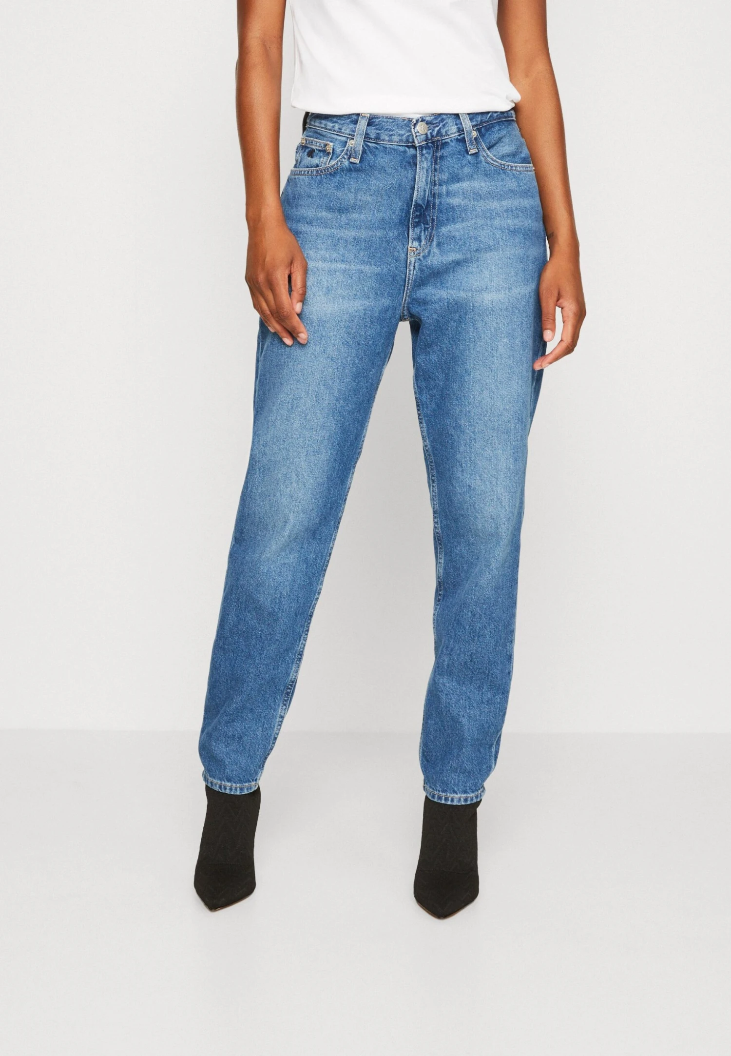 Calvin Klein Jeans Mom - Relaxed Fit Jeans - Denim Dark 1 Calvin Klein Jeans Mom - Relaxed Fit Jeans - Denim Dark