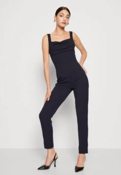 Wal G Serena Pleated - Jumpsuit - Navy Blue 9 Wal G Serena Pleated - Jumpsuit - Navy Blue -Kleding Discount Winkel 7a3662e2aea14cf08898784ebc291f77