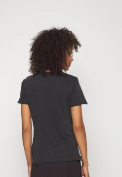 ONLY Lucy Reg S/S Jrs Noos - T-Shirt Print - Black -Kleding Discount Winkel 7a5114369e9d4107a93597b04d96af44