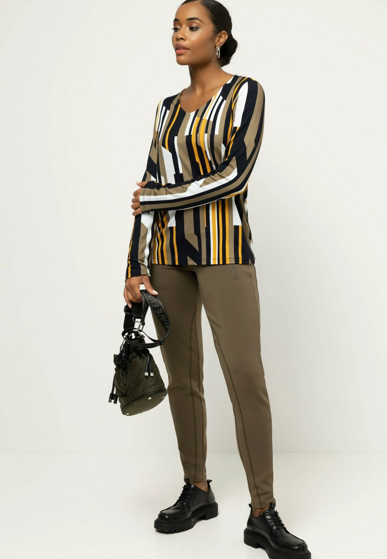 Longsleeve - Messing 2 Longsleeve - Messing - Afbeelding 2