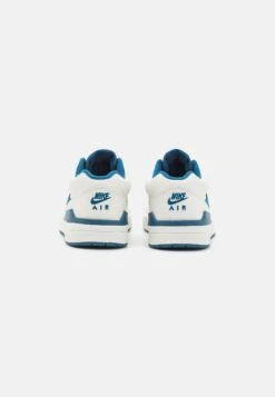 Jordan Stadium 90 - Sneakers Laag - Sail/Sky/Ozone Blue 13 Jordan Stadium 90 - Sneakers Laag - Sail/Sky/Ozone Blue -Kleding Discount Winkel 80607f00bb3b4c5d9c46cc11547df370
