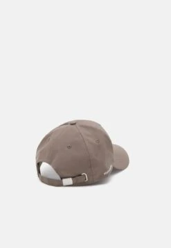 Holzweiler Sirup Tech Caps Unisex - Pet - Taupe 6 Holzweiler Sirup Tech Caps Unisex - Pet - Taupe -Kleding Discount Winkel 815d0af4996c4f9dac0550b0403e53e1