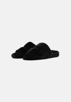 Even&Odd Pantoffels - Black -Kleding Discount Winkel 817e1fe3136f4bd6b388130c25429ae3