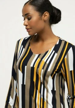 Longsleeve - Messing 9 Longsleeve - Messing -Kleding Discount Winkel 83578b93db6f452db9022c65f17f966b