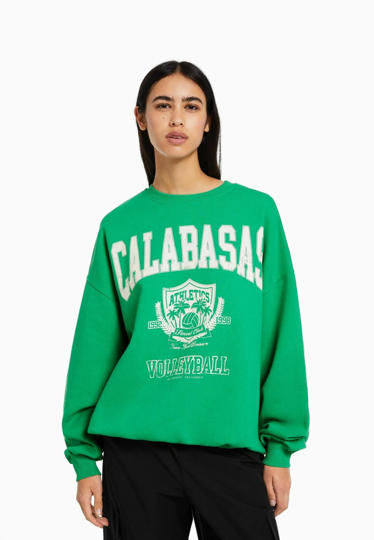 BERSHKA Long Sleeve- Sweater - Evergreen 1 BERSHKA Long Sleeve- Sweater - Evergreen
