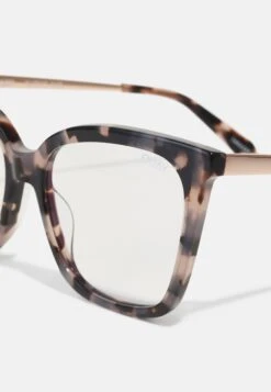 QUAY AUSTRALIA Video On - Brillen Met Blauwlichtfilter - Off-White 9 QUAY AUSTRALIA Video On - Brillen Met Blauwlichtfilter - Off-White -Kleding Discount Winkel 86ad0cee023e425a8e0ad90336e5b1d4