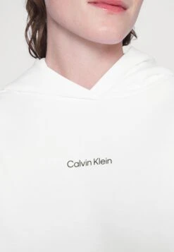 Calvin Klein Micro Logo Ess - Hoodie - Bright White 13 Calvin Klein Micro Logo Ess - Hoodie - Bright White -Kleding Discount Winkel 89e8f67bfb064a709eb34fd22d1e4a66