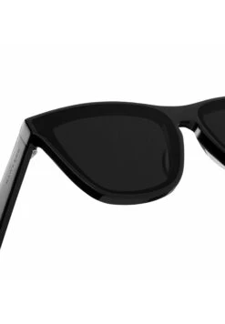 HAWKERS One Downtown - Zonnebril - Black -Kleding Discount Winkel 8aa577f9b38f40e98b1036ead3d7a9f8