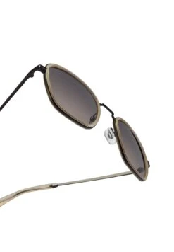 HAWKERS Chain - Zonnebril - Black 15 HAWKERS Chain - Zonnebril - Black -Kleding Discount Winkel 8cdb386259ef4794b5343ca1d28341a6