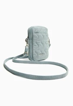 BERSHKA Telefoonhoesje - Dark Blue -Kleding Discount Winkel 8ec6cccad36f4abeacb55301a0a9781f