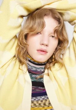 Marimekko Makeasti Unikko - Vest - Yellow -Kleding Discount Winkel 9110ff48321c4cb1a0cf294ae09a420b