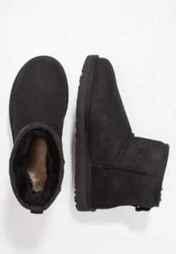 Ugg Classic Mini - Korte Laarzen - Black -Kleding Discount Winkel 950ad258a20844d78daab006c852955d