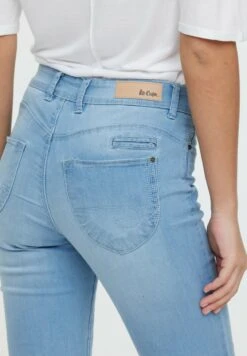 Lee Cooper Jana - Slim Fit Jeans - Light Blue 6 Lee Cooper Jana - Slim Fit Jeans - Light Blue -Kleding Discount Winkel 98899f307b20478781ba0cf97ff49da0