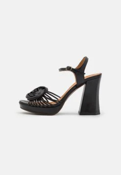 Chie Mihara Rose - Sandalen Met Plateauzool - Black