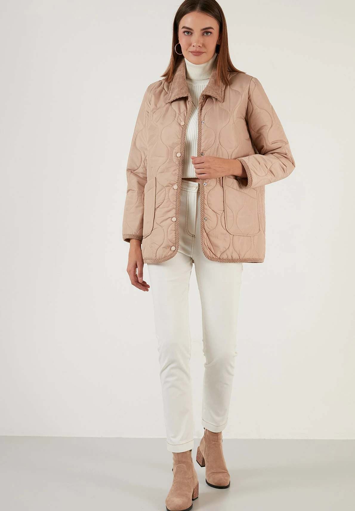 LELA Regular Fit - Winterjas - Beige 2 LELA Regular Fit - Winterjas - Beige - Afbeelding 2