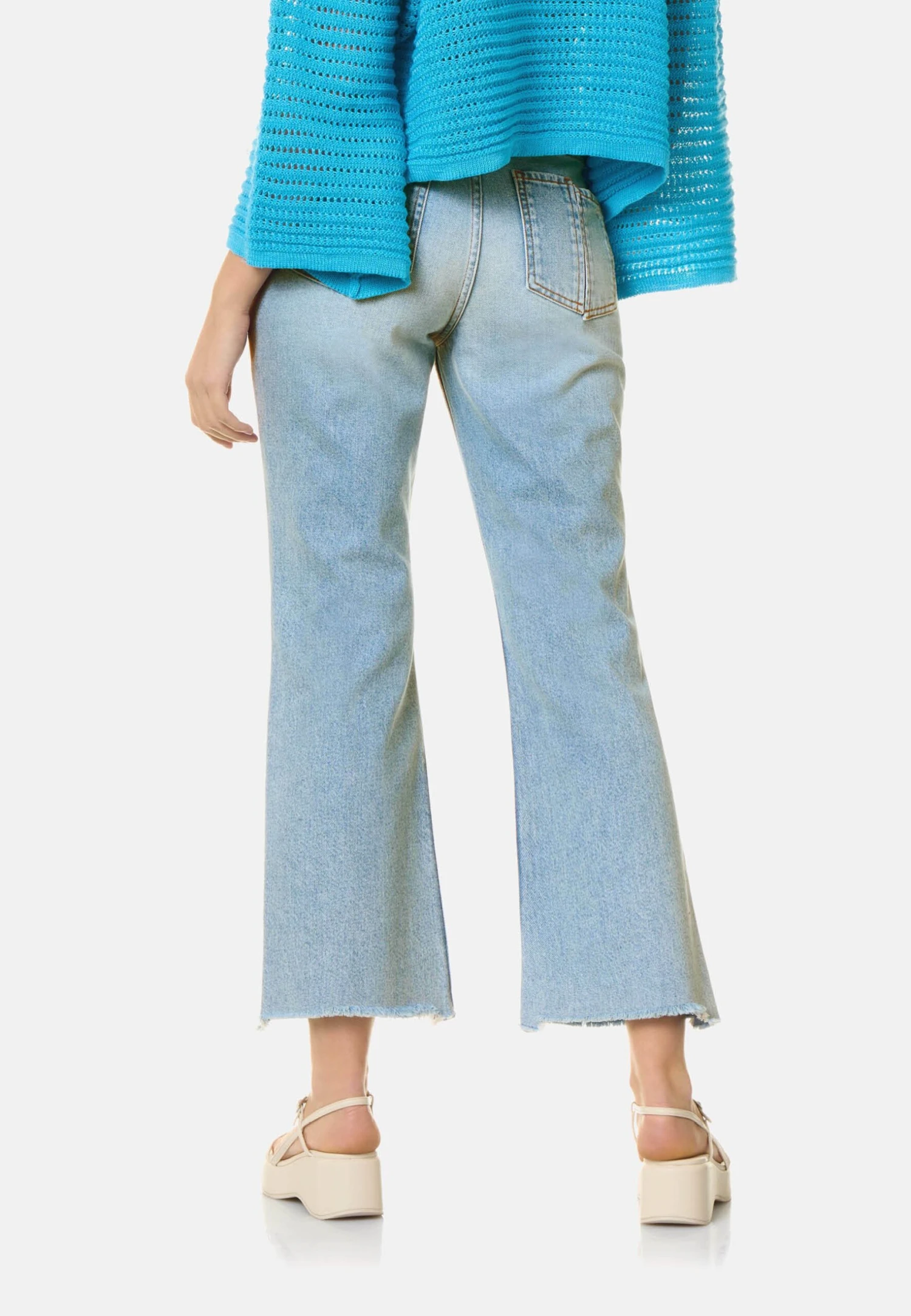 Ripped- Flared Jeans - Light Denim Blue 2 Ripped- Flared Jeans - Light Denim Blue - Afbeelding 2