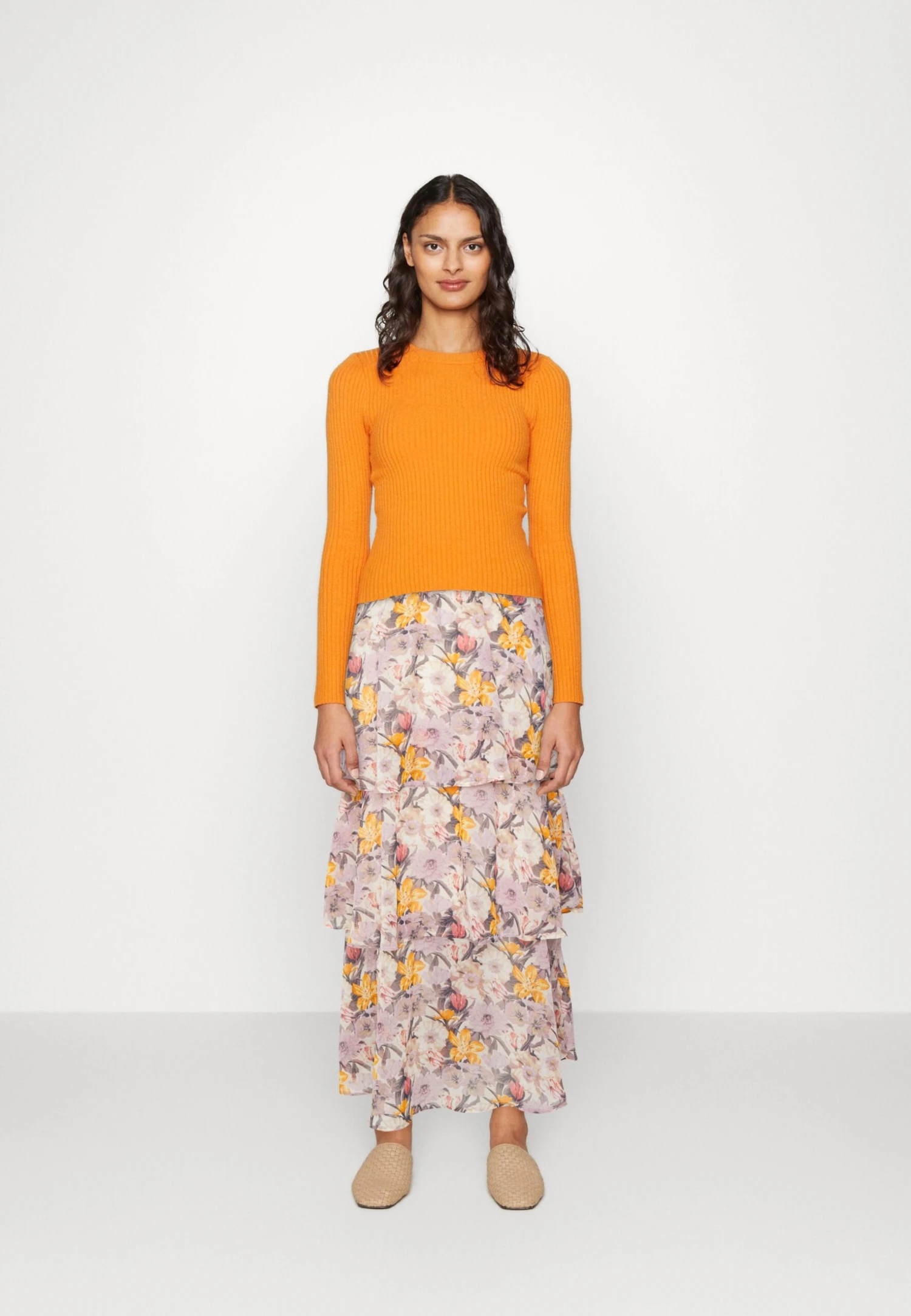 Kaffe Sorita Skirt - Maxirok - Beige/Pink/Orange 2 Kaffe Sorita Skirt - Maxirok - Beige/Pink/Orange - Afbeelding 2