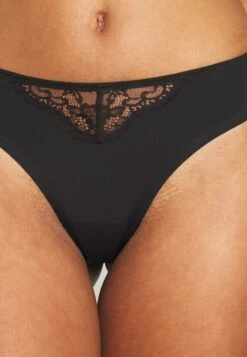 AGENT PROVOCATEUR Brigette Thong - String - Black -Kleding Discount Winkel a5c712318aa241c981eee91184c19bb2