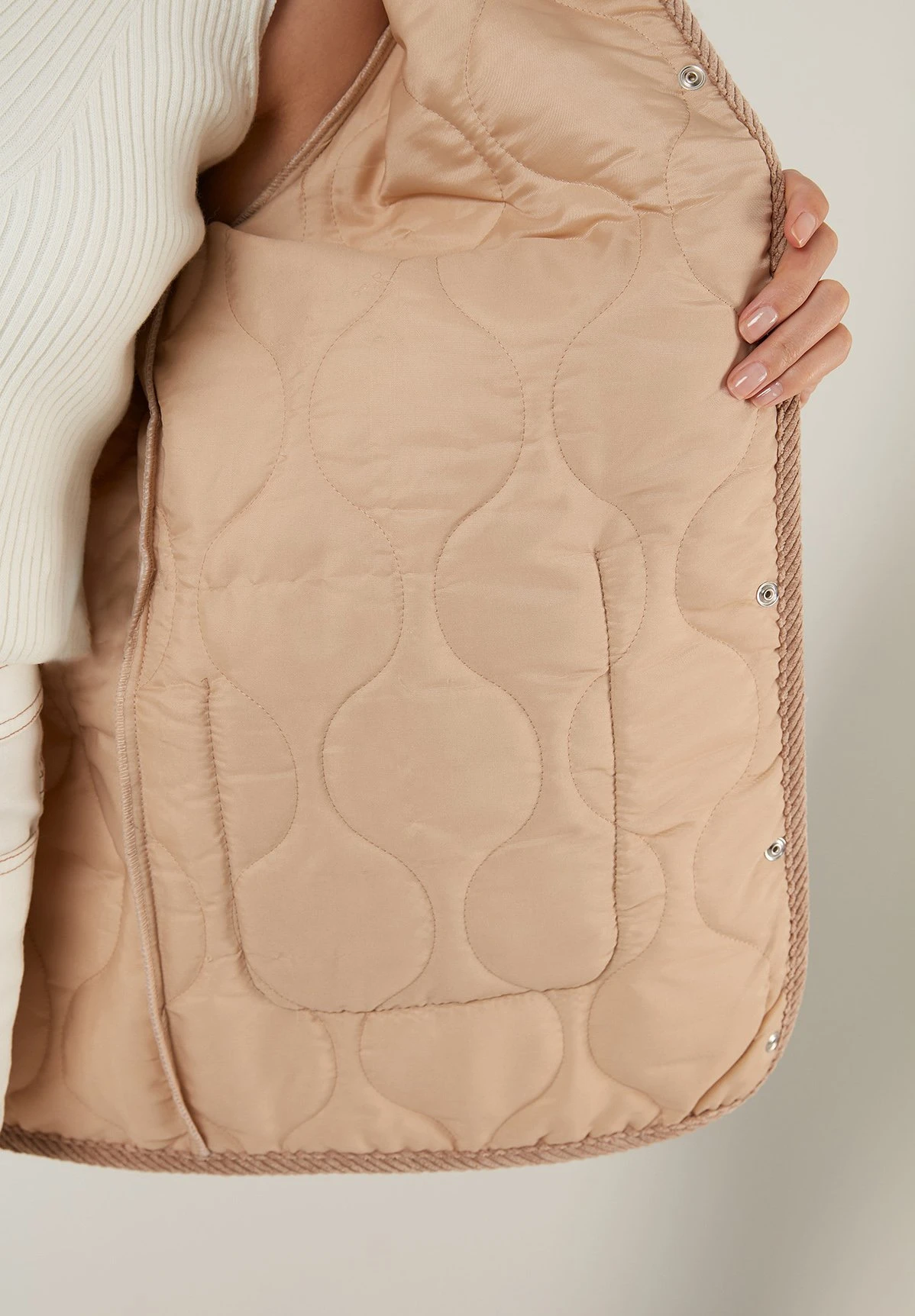 LELA Regular Fit - Winterjas - Beige 4 LELA Regular Fit - Winterjas - Beige - Afbeelding 4