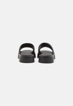 Calvin Klein Dress Flatform- Muiltjes Met Hak - Black 9 Calvin Klein Dress Flatform- Muiltjes Met Hak - Black -Kleding Discount Winkel a8bb57f9b2304a52a1f3b92ce68d247f