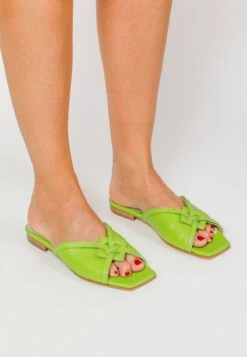 SandrineGrashopper - Muiltjes - Green