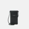 Calvin Klein Must Phone Pouch - Telefoonhoesje - Black Mono