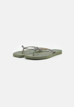 Havaianas Slim Square Logo Metallic - Teenslippers - Green 8 Havaianas Slim Square Logo Metallic - Teenslippers - Green -Kleding Discount Winkel ad28e72a6a6b42f1b1b93067209f9cad