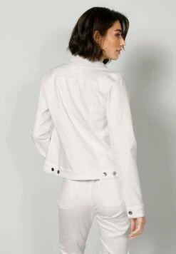 Spijkerjas - Ecru -Kleding Discount Winkel b6129018183a48bc9b0a5316188f996d