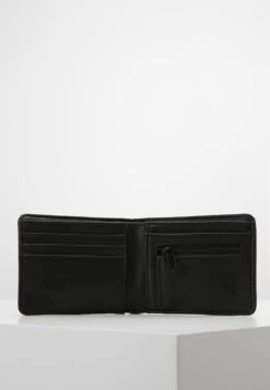 Vans Mn Drop V Bifold Wallet - Portemonnee - Black 9 Vans Mn Drop V Bifold Wallet - Portemonnee - Black -Kleding Discount Winkel b9ad3d02f6154752b9fabc0f2dcdfd9b