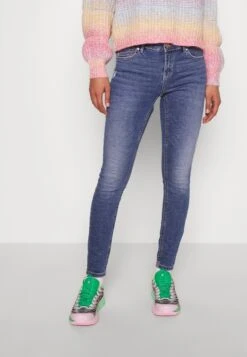 Vero Moda Vmrobyn Skinny Pushup - Jeans Skinny Fit - Medium Blue Denim