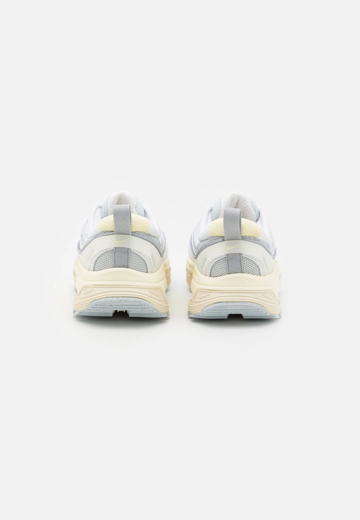 Nike Sportswear Wmns Air Max Bliss Unisex - Sneakers Laag - White/Alabaster Pure/Platinum/Coconut Milk/Metallic Silver 4 Nike Sportswear Wmns Air Max Bliss Unisex - Sneakers Laag - White/Alabaster Pure/Platinum/Coconut Milk/Metallic Silver - Afbeelding 4