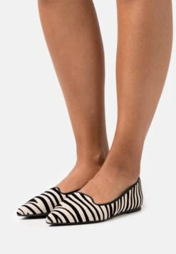 Pretty Ballerinas Jungla - Instappers - Nube Black