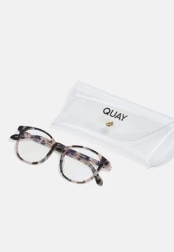 QUAY AUSTRALIA Blue Light Print Glasses - Brillen Met Blauwlichtfilter - Milky Tort 8 QUAY AUSTRALIA Blue Light Print Glasses - Brillen Met Blauwlichtfilter - Milky Tort -Kleding Discount Winkel e16c1d8c29154056875e46a3c7708fcf