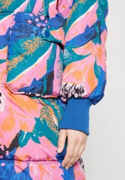 Yassimilly Padded Coat - Winterjas - Blue Iolite/Milana -Kleding Discount Winkel e2961532783d45faace29b4257def214