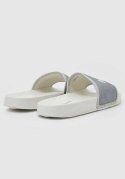 Pepe Jeans Slider Sweet W - Badslippers - Pearl Silver 10 Pepe Jeans Slider Sweet W - Badslippers - Pearl Silver -Kleding Discount Winkel e4413d7ec7e641c6bb7a059b3caecc7d