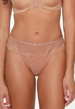 LingaDore DailyString - String - Camel