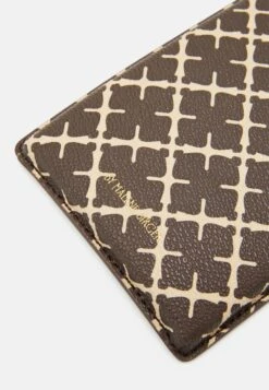 By Malene Birger Ivy Phone - Telefoonhoesje - Warm Brown 9 By Malene Birger Ivy Phone - Telefoonhoesje - Warm Brown -Kleding Discount Winkel ea9ad96e725b40bd9566fd3c4d16f193