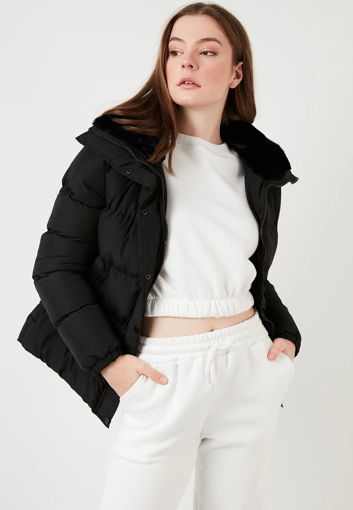 LELA High Collar Inflatable - Winterjas - Black 4 LELA High Collar Inflatable - Winterjas - Black - Afbeelding 4